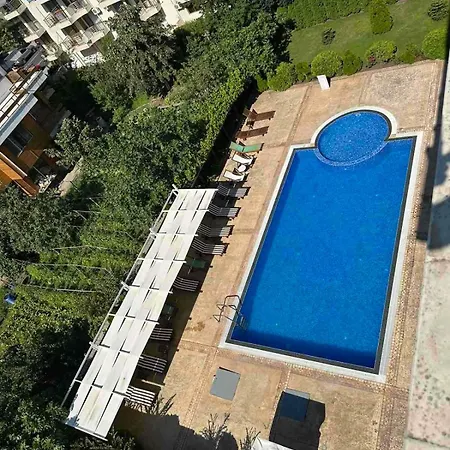 Persani 3 Sanny Apartment *
